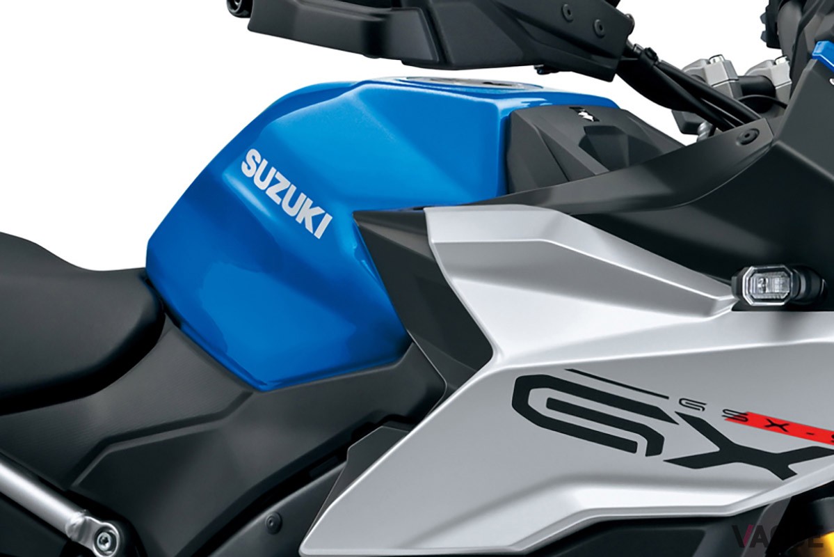 スズキ新型「GSX-S1000GX」は、スポーツツアラーとアドベンチャーを融合させた新発想のクロスオーバーバイク