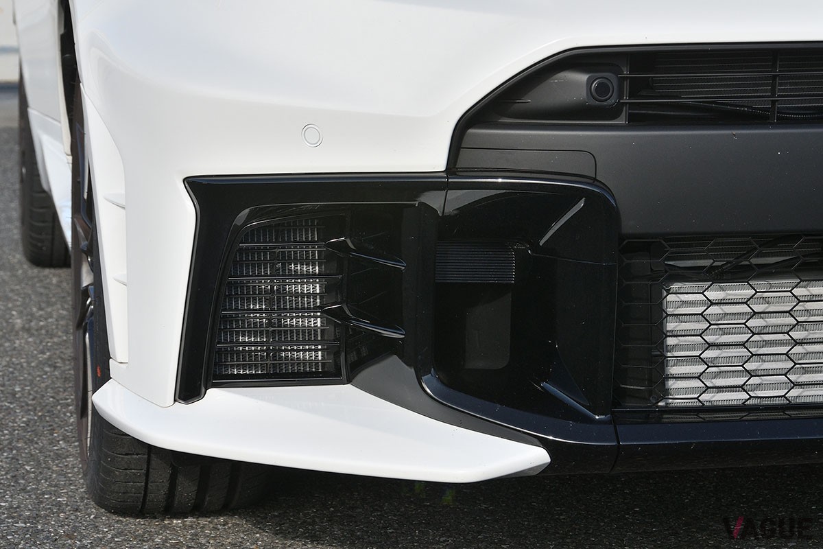モータースポーツへの参戦やスポーツ走行を意識した大幅な改良が施されたトヨタ新型「GRヤリス」