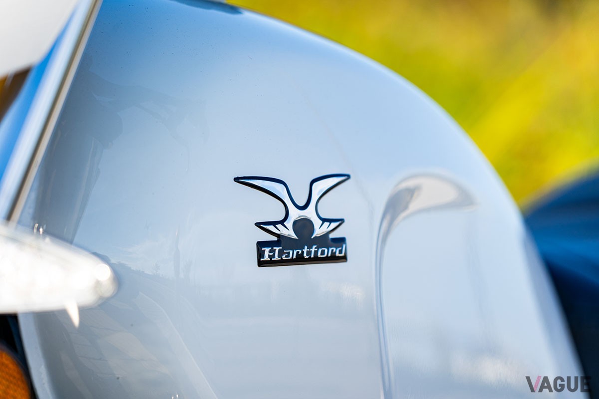 国産ミニバイクに匹敵するコンパクトな車体に150ccエンジンを搭載。高速道路も走れるハートフォード「ミニエリート 150」