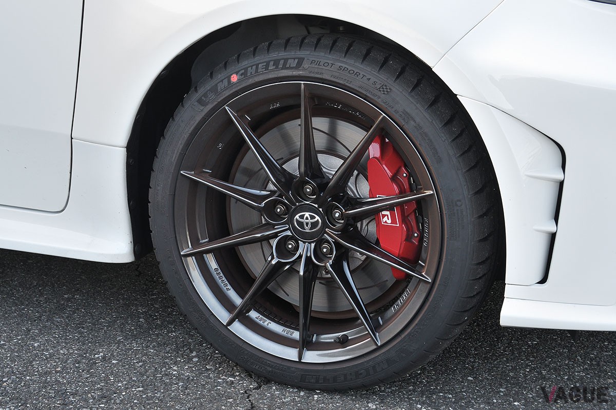 モータースポーツへの参戦やスポーツ走行を意識した大幅な改良が施されたトヨタ新型「GRヤリス」