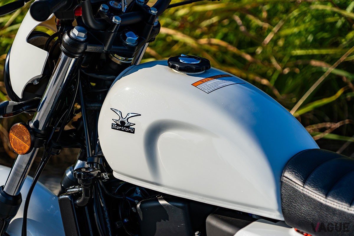 国産ミニバイクに匹敵するコンパクトな車体に150ccエンジンを搭載。高速道路も走れるハートフォード「ミニエリート 150」