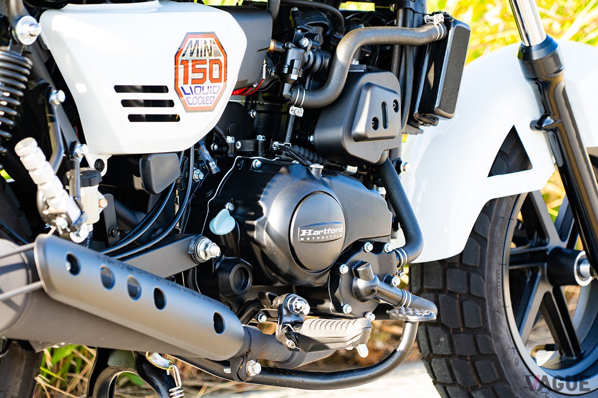 国産ミニバイクに匹敵するコンパクトな車体に150ccエンジンを搭載。高速道路も走れるハートフォード「ミニエリート 150」
