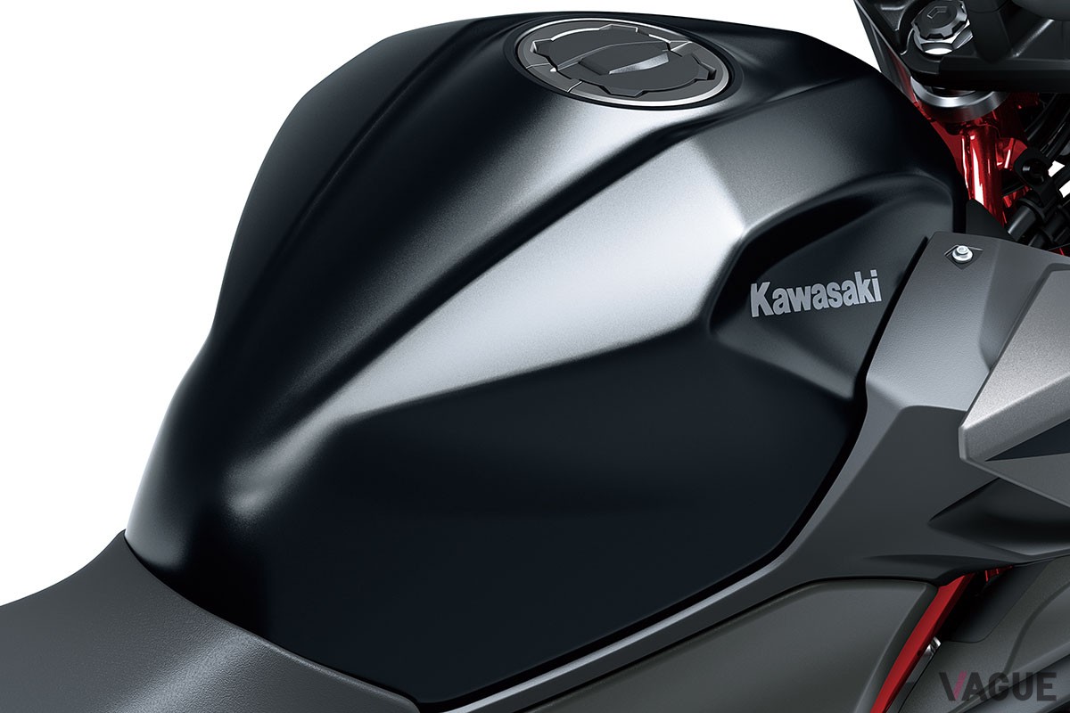 451ccのパワーユニットを搭載したカワサキ新型「Z500」がEICMA 2023で発表された
