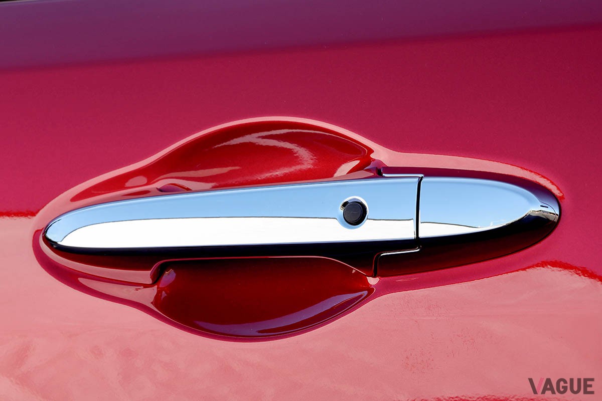 強力な飛び道具こそないものの、道具としての使い勝手や機能性は上々。その上で走りも快活なホンダ新型「WR-V」