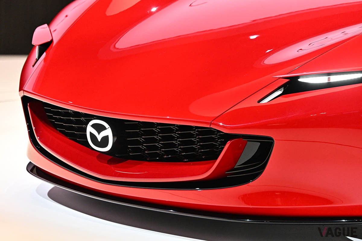 ジャパンモビリティショー2023のマツダブースを沸かせたコンパクトスポーツカーのコンセプトカー「MAZDA ICONIC SP」