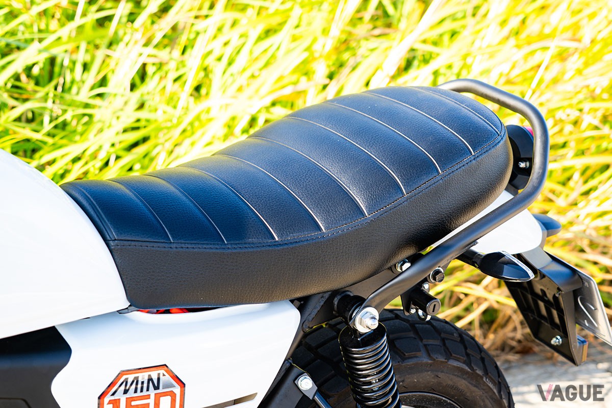 国産ミニバイクに匹敵するコンパクトな車体に150ccエンジンを搭載。高速道路も走れるハートフォード「ミニエリート 150」