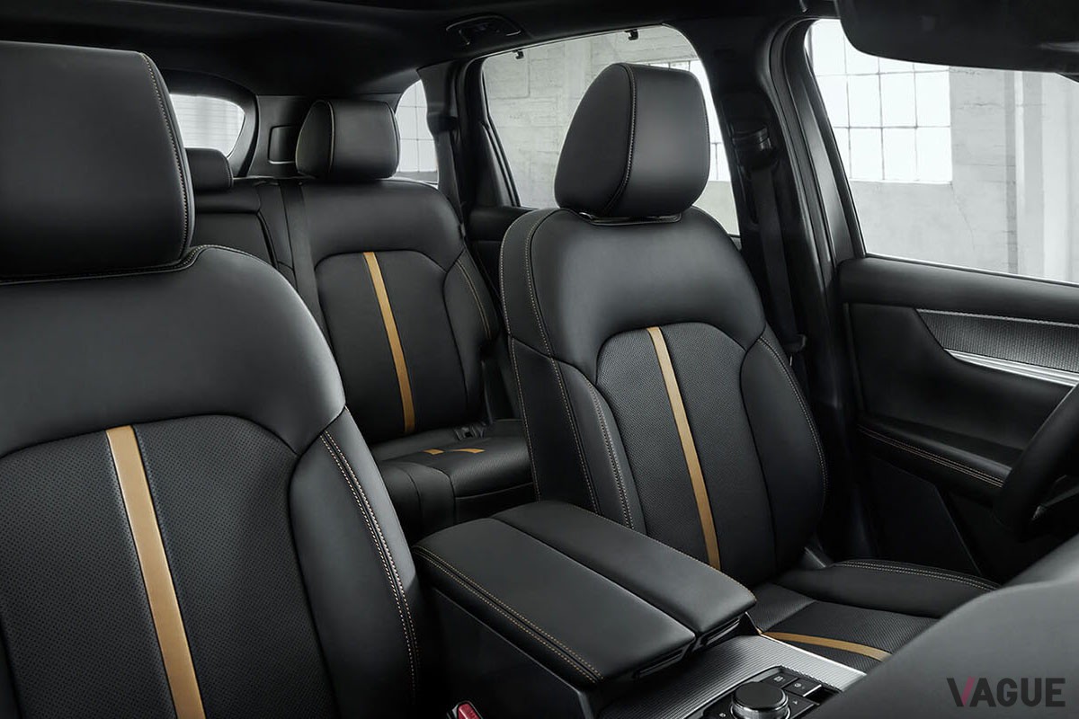 北米マツダが現地時間の2024年1月30日に世界初公開した新しいクロスオーバーSUV「CX-70」