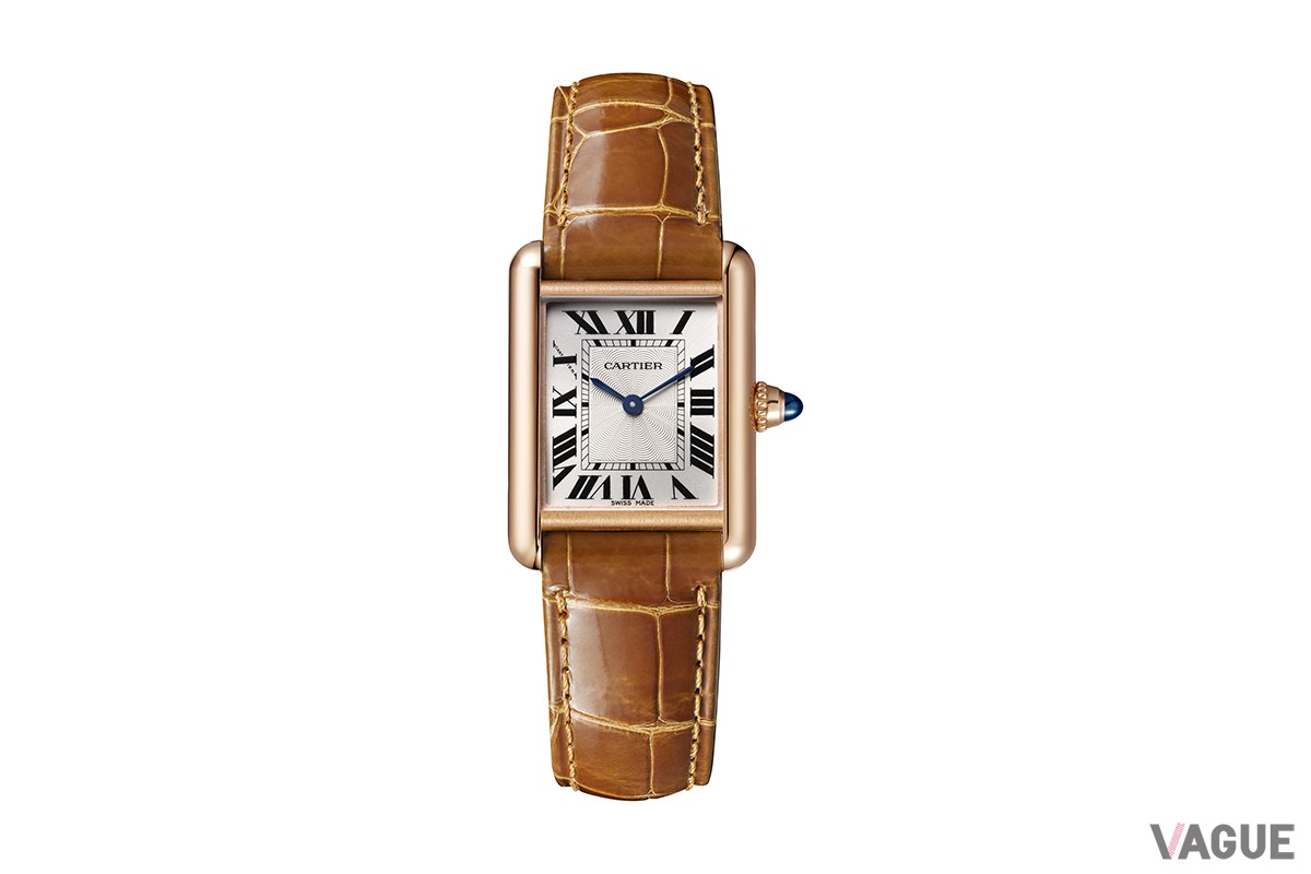 レディース部門グランプリのカルティエ「タンク ルイ カルティエ」。誕生から100年を超えるロングセラー。ダイヤル中央の装飾、10時のインデックスの隠し文字にも注目