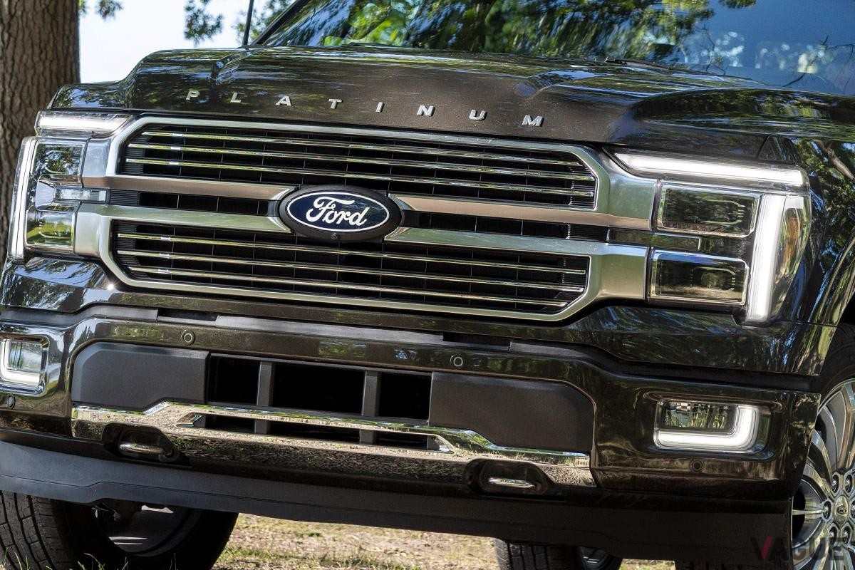 フォード「F-150 プラチナム」