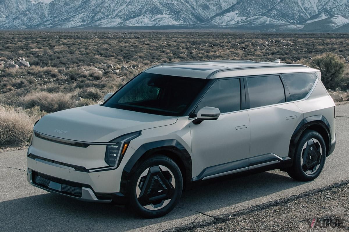 北米カー・オブ・ザ・イヤー2024SUV部門に選ばれた起亜「EV9」