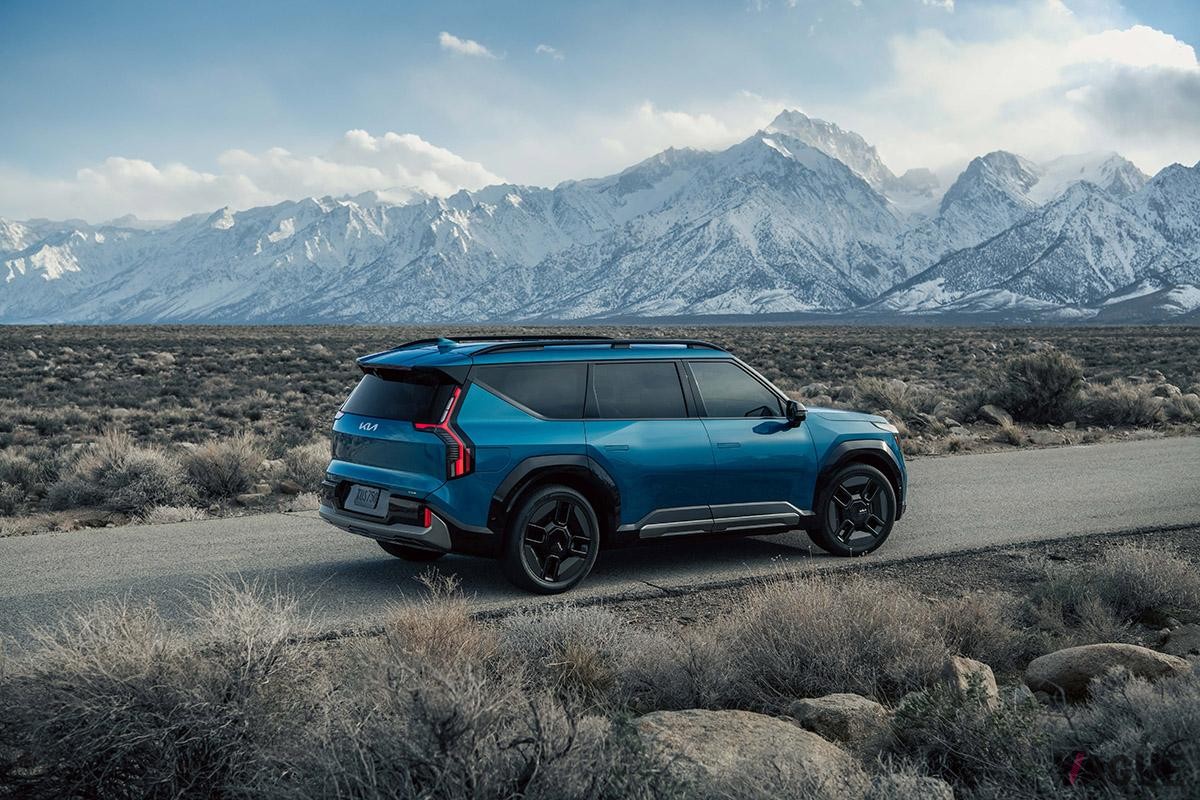 北米カー・オブ・ザ・イヤー2024SUV部門に選ばれた起亜「EV9」