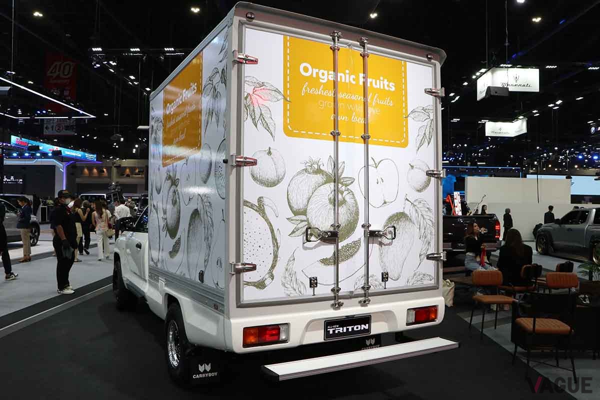 タイ・バンコクの自動車ショー「モーターエキスポ2023」で展示された三菱新型「トライトン」