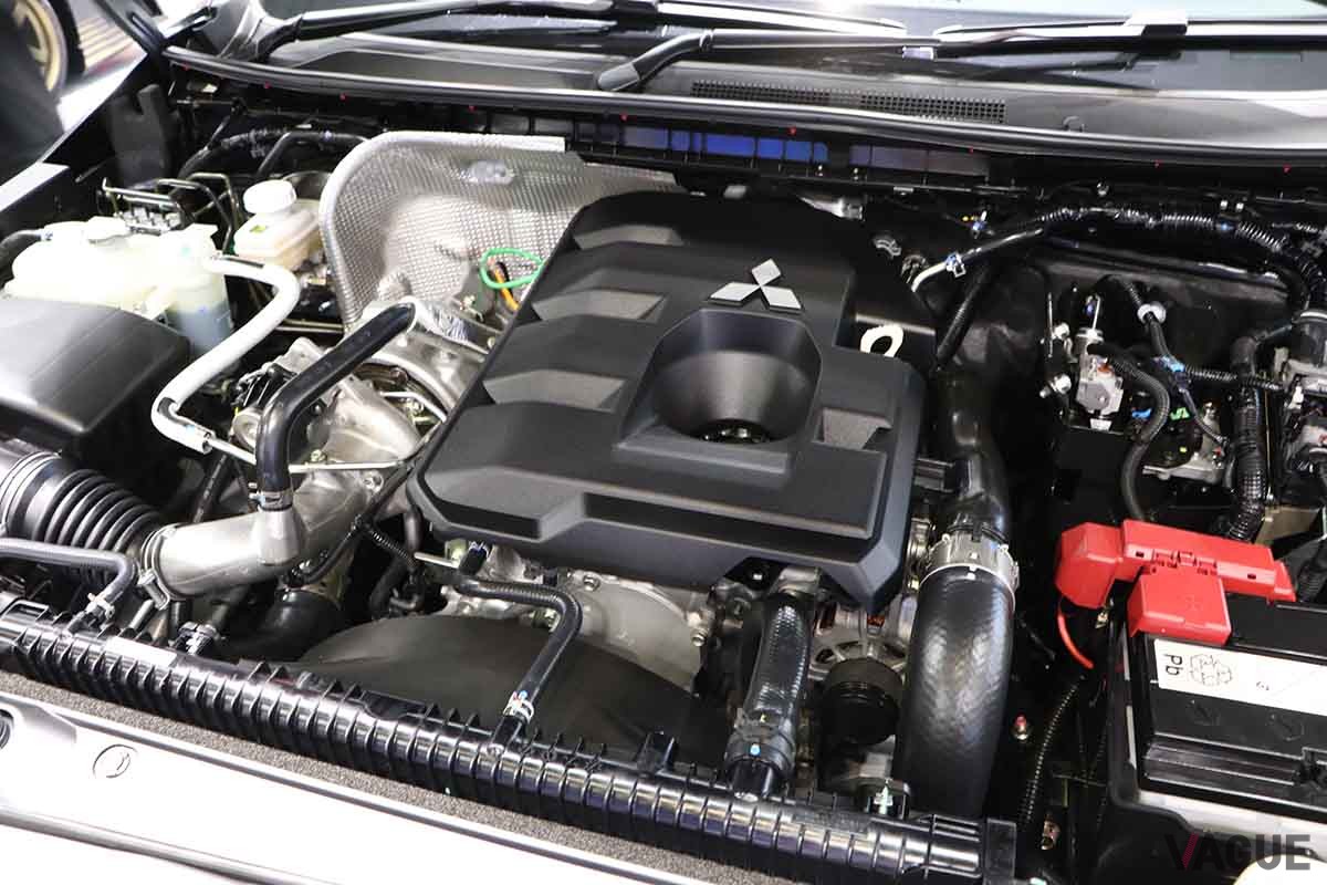 タイ・バンコクの自動車ショー「モーターエキスポ2023」で展示された三菱新型「トライトン」