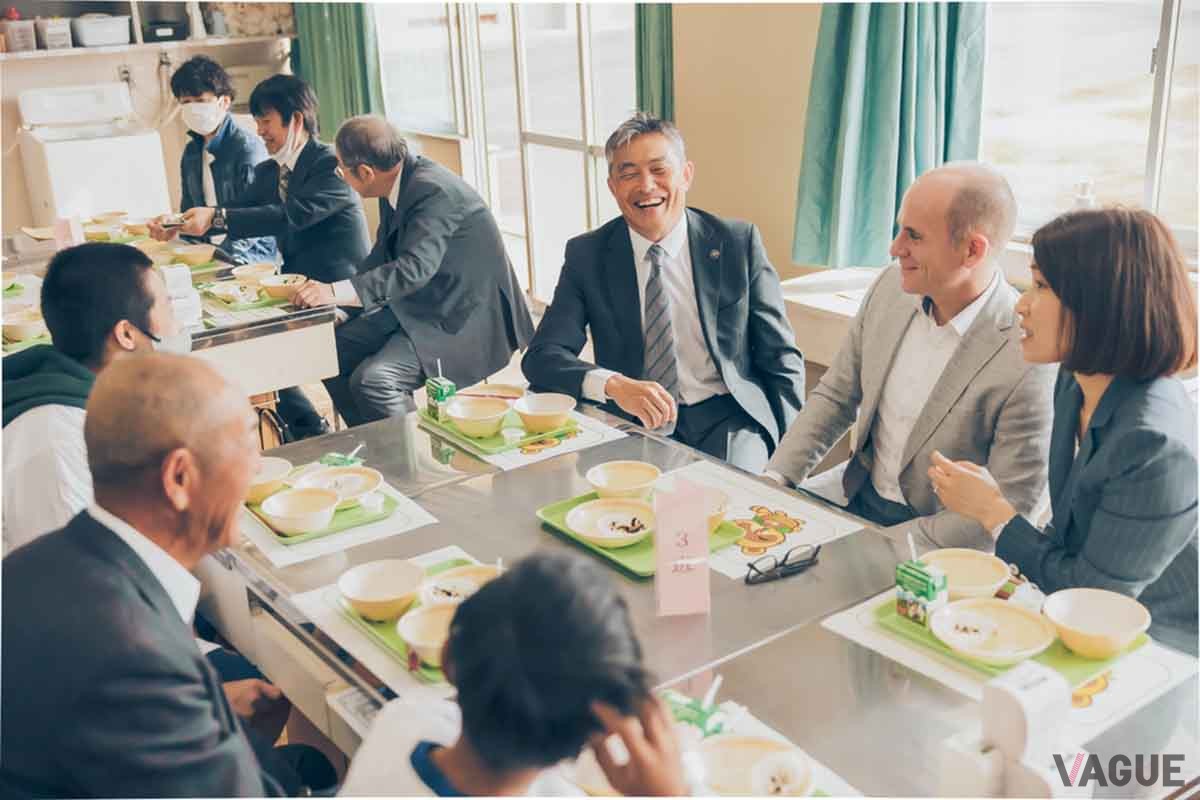 2023年11月に開催された学校給食試食会の様子