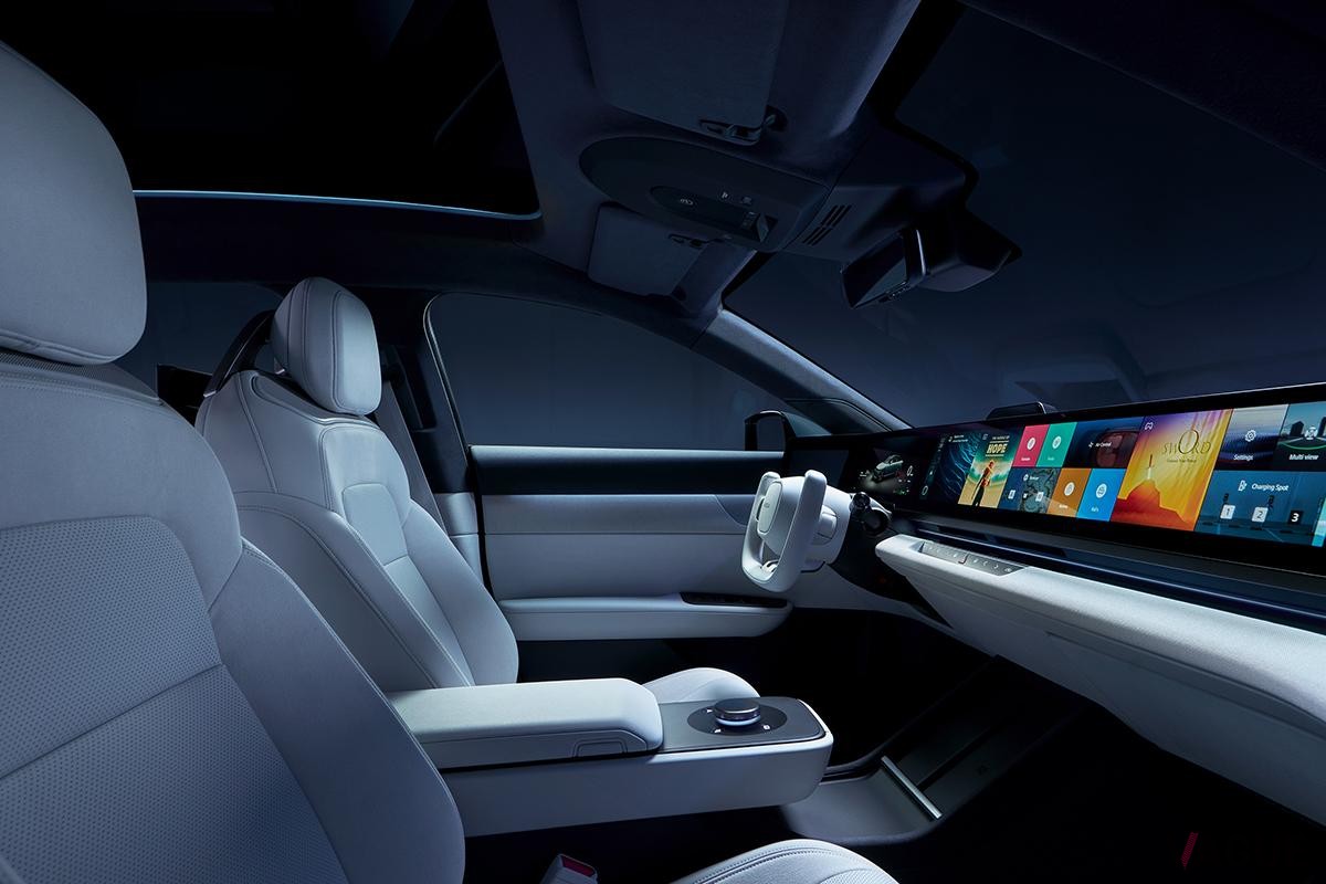 米国ラスベガスで開催中のCES2024でお披露目された「アフィーラ・プロトタイプ」のインテリア