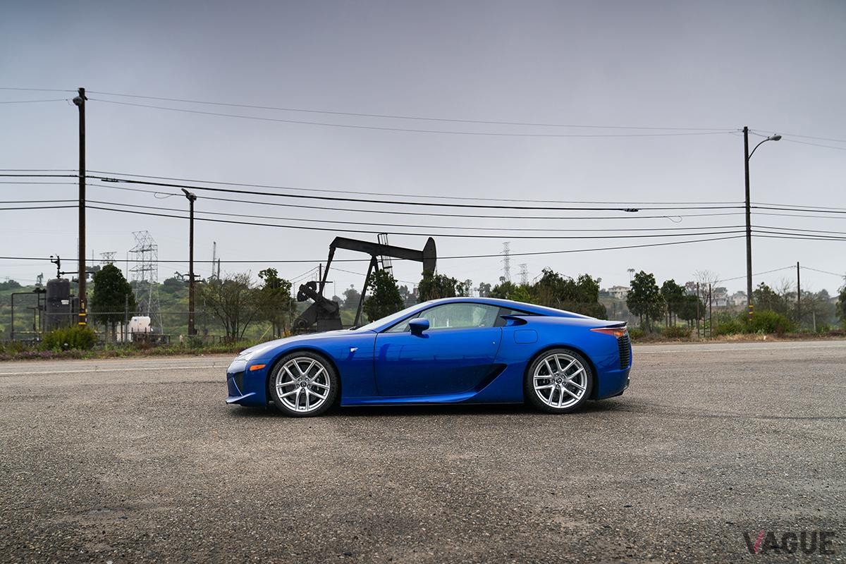 オークションに登場した2012年製のレクサス「LFA」(C)2023 Courtesy of RM Sotheby's