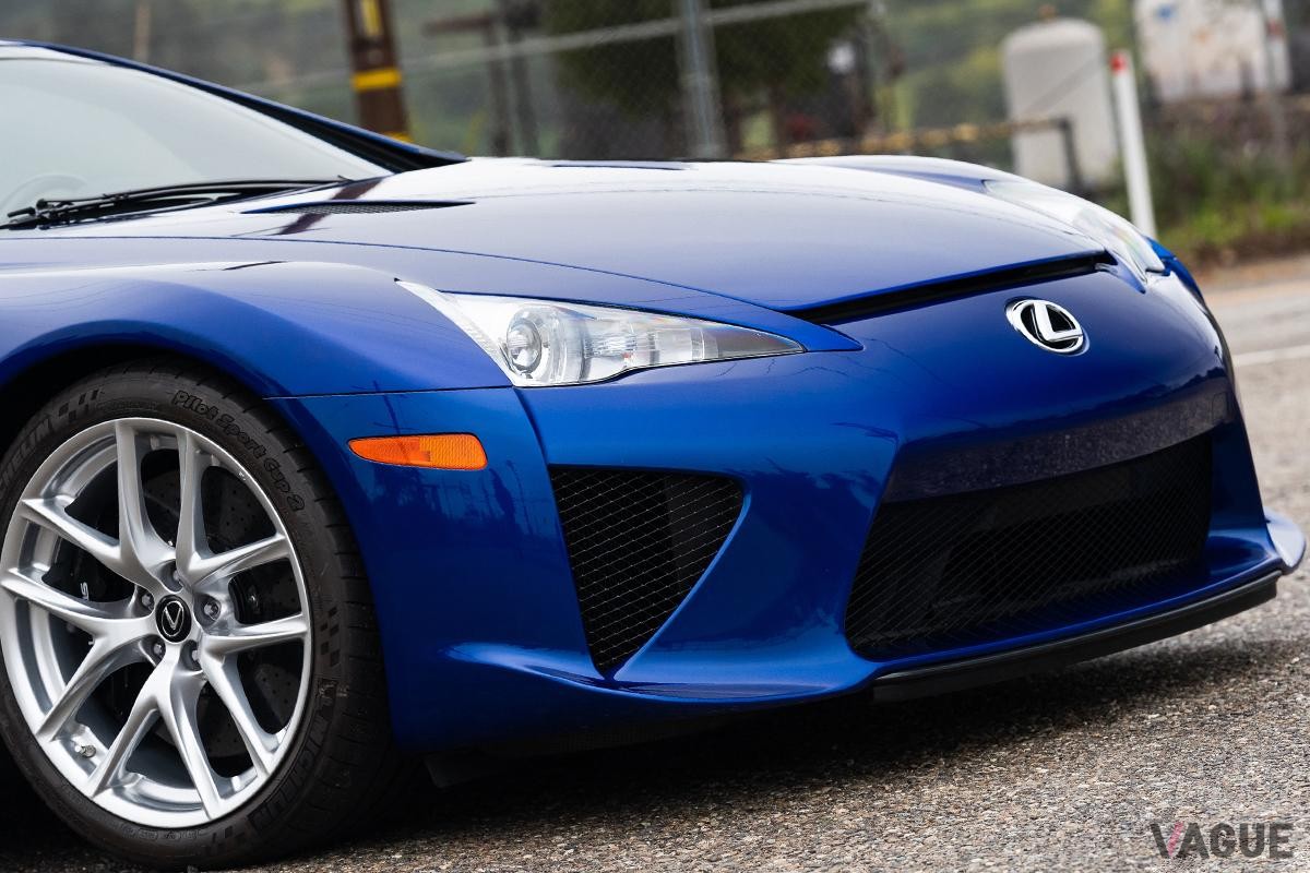 オークションに登場した2012年製のレクサス「LFA」(C)2023 Courtesy of RM Sotheby's