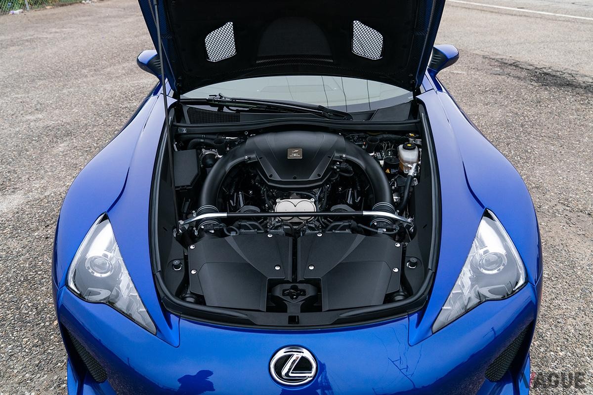 オークションに登場した2012年製のレクサス「LFA」(C)2023 Courtesy of RM Sotheby's