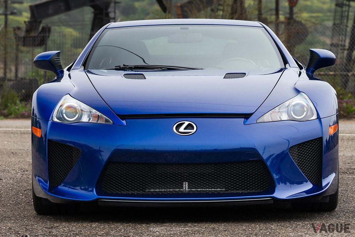 オークションに登場した2012年製のレクサス「LFA」(C)2023 Courtesy of RM Sotheby's