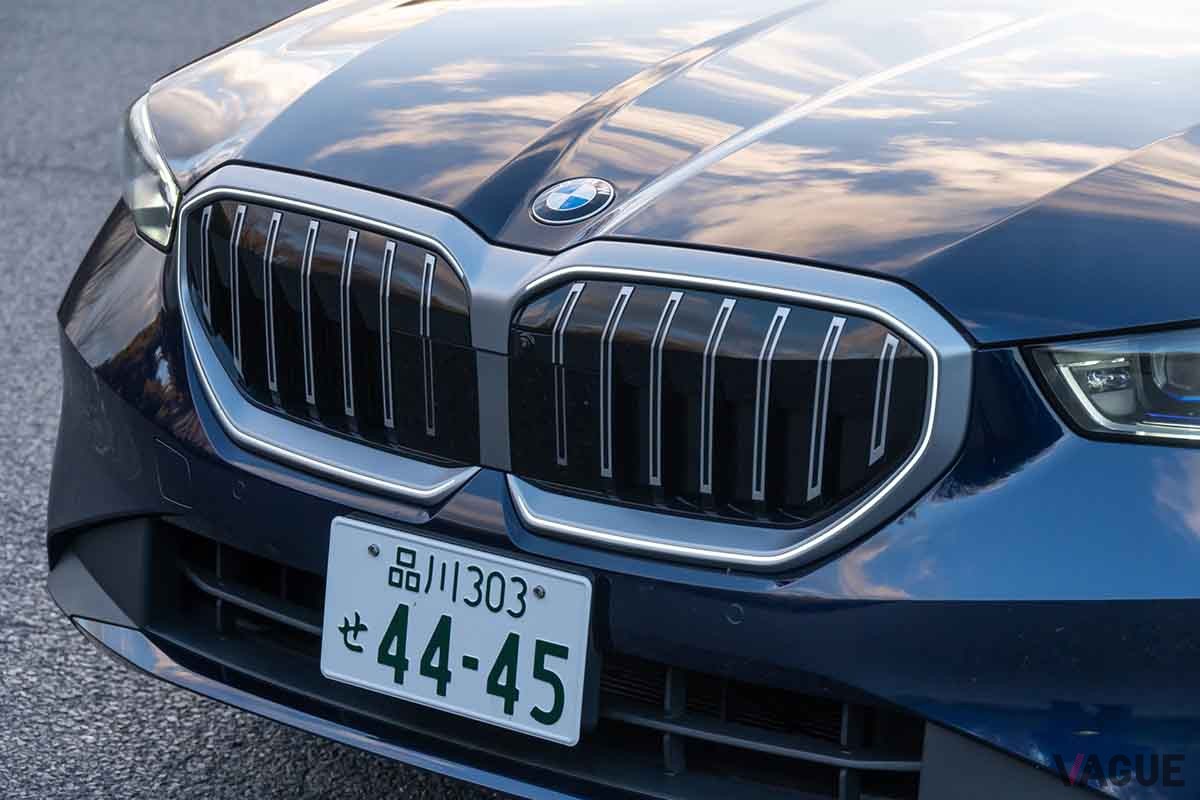BMW新型「523iセダン」