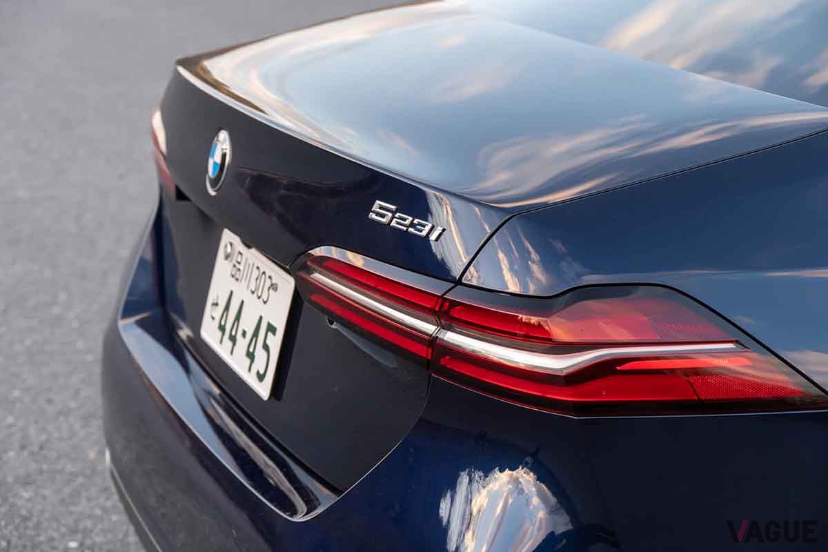 BMW新型「523iセダン」