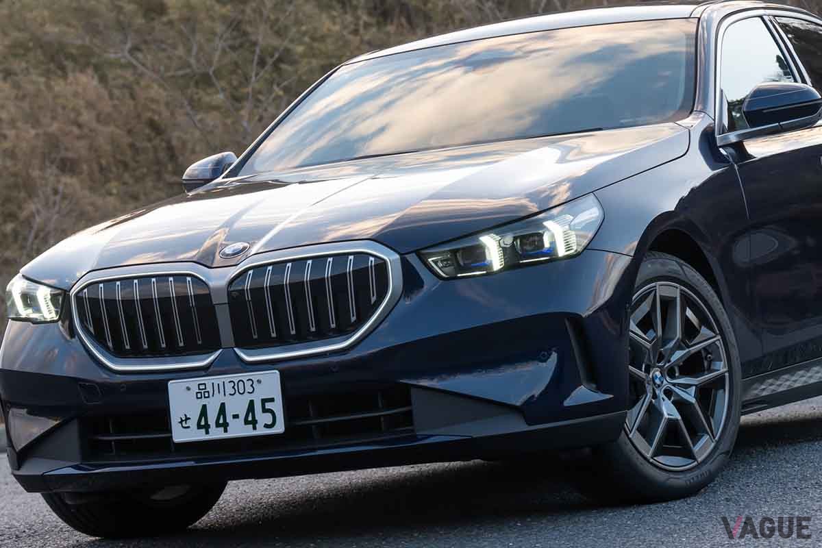 BMW新型「523iセダン」