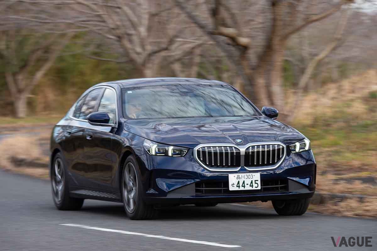 BMW新型「523iセダン」