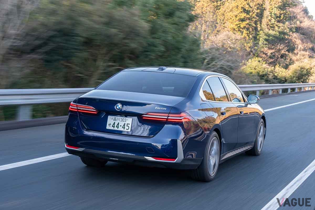 BMW新型「523iセダン」の走り