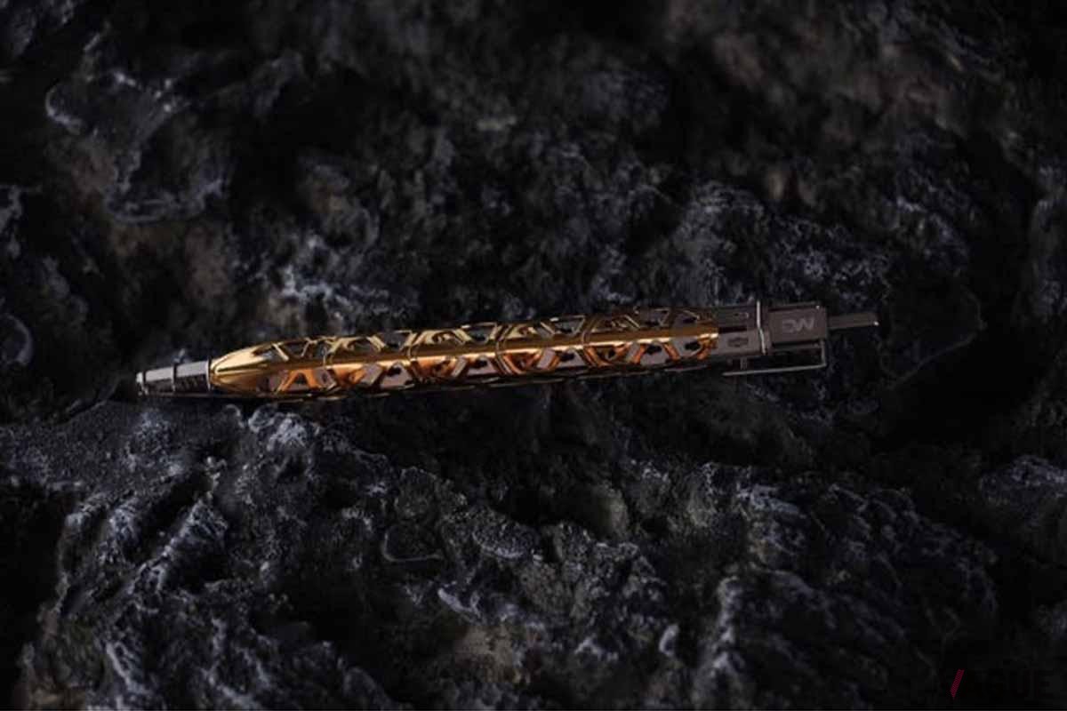 大人っぽく高級感溢れる外観が特徴の「DIYステンレスボールペン」