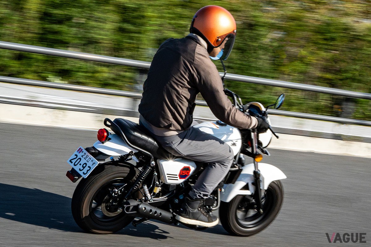 国産ミニバイクに匹敵するコンパクトな車体に150ccエンジンを搭載。高速道路も走れるハートフォード「ミニエリート 150」
