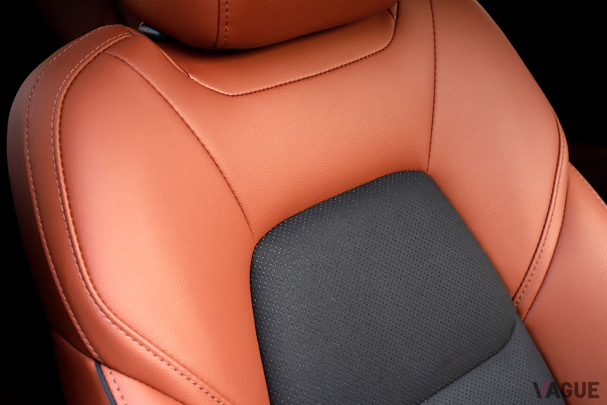 セールスの勢いが衰えないマツダ「CX-5」に追加された、テラコッタ×ブラックの内装がおしゃれな特別仕様車「レトロスポーツエディション」