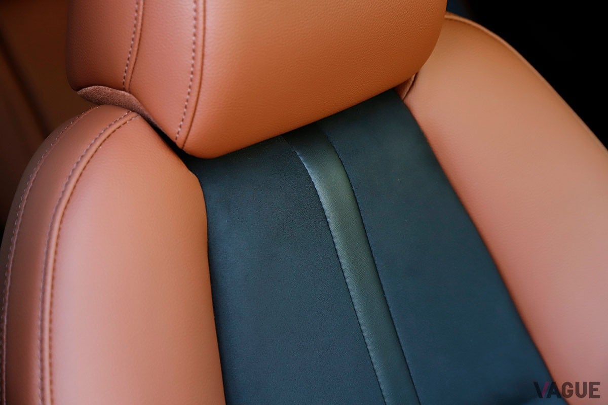 テラコッタ×ブラックのおしゃれ内装が魅力的なマツダ「CX-30レトロスポーツエディション」