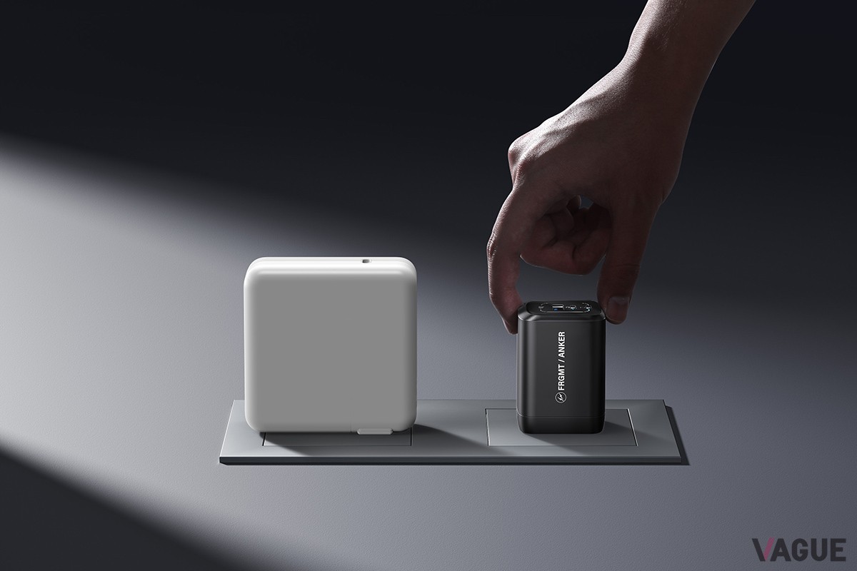 コンセント周りでも邪魔にならず、持ち運びもラク