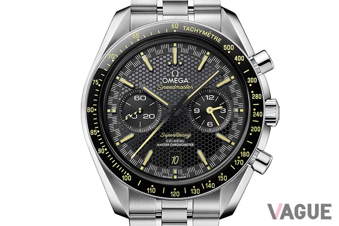 ブランド部門に輝いたオメガの「スピードマスター スーパーレーシング」。独自開発の精度調整機構“スピレート システム”の搭載により日差0～＋2秒という驚異的な精度を実現した世界初のタイムピース