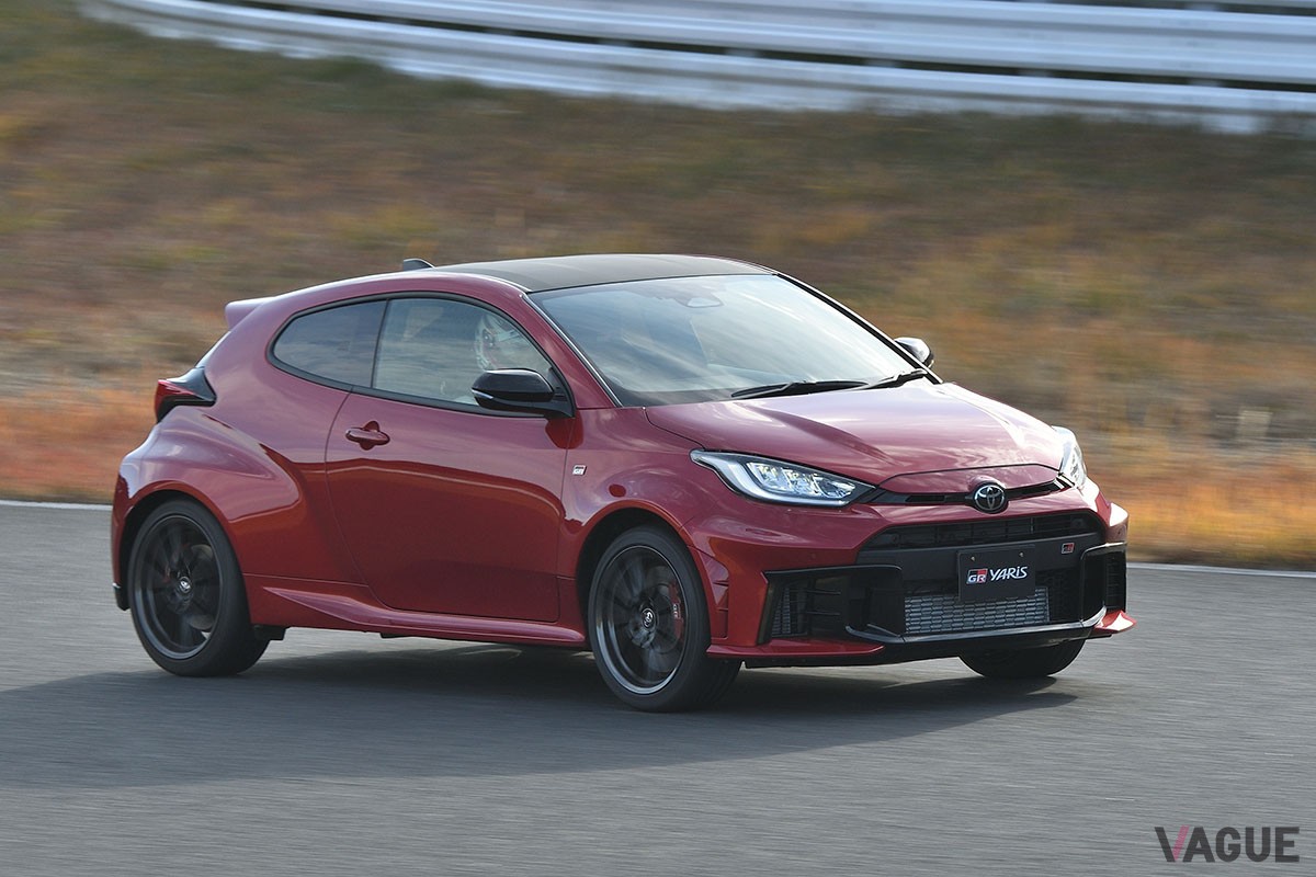 モータースポーツへの参戦やスポーツ走行を意識した大幅な改良が施されたトヨタ新型「GRヤリス」
