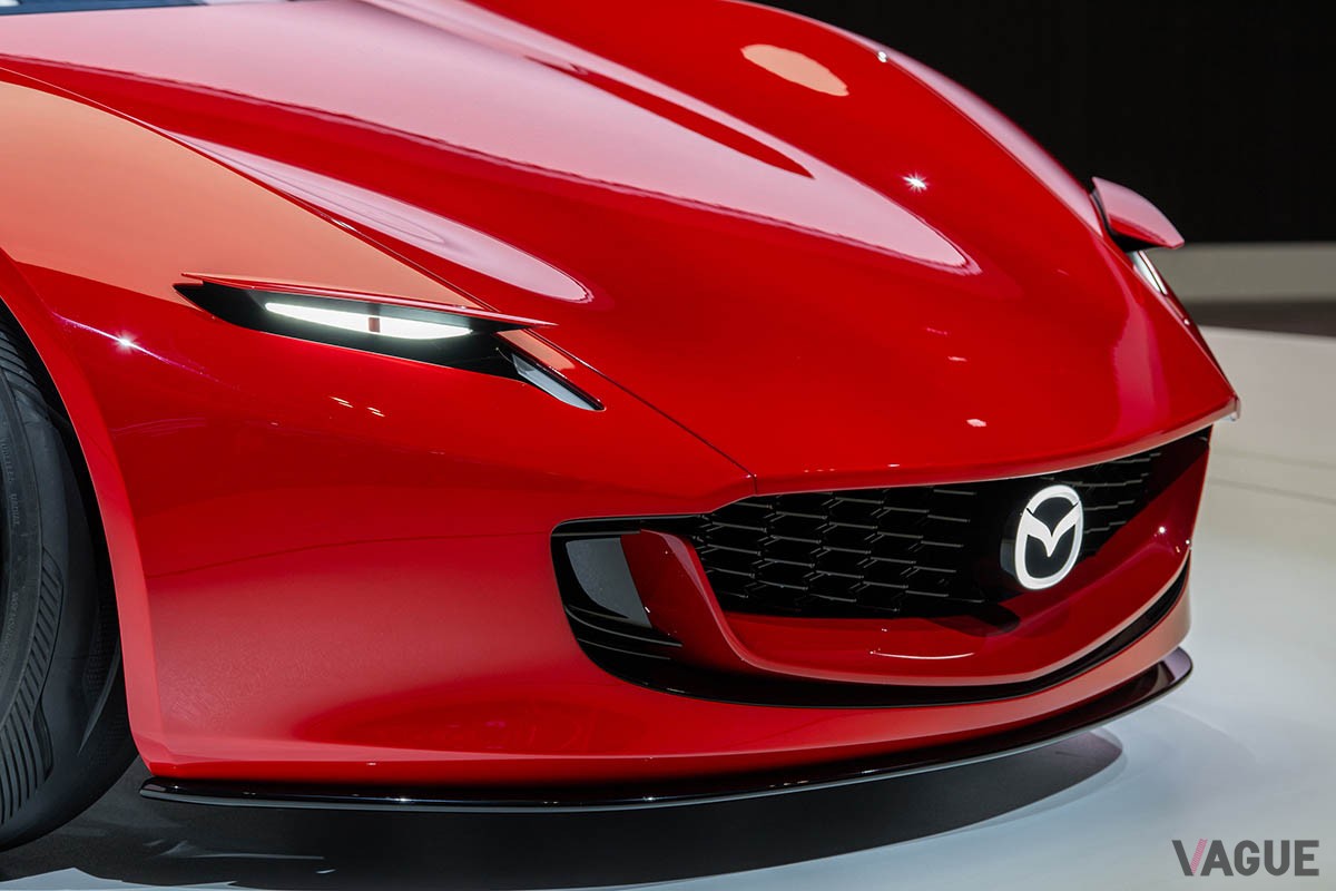 ジャパンモビリティショー2023のマツダブースを沸かせたコンパクトスポーツカーのコンセプトカー「MAZDA ICONIC SP」
