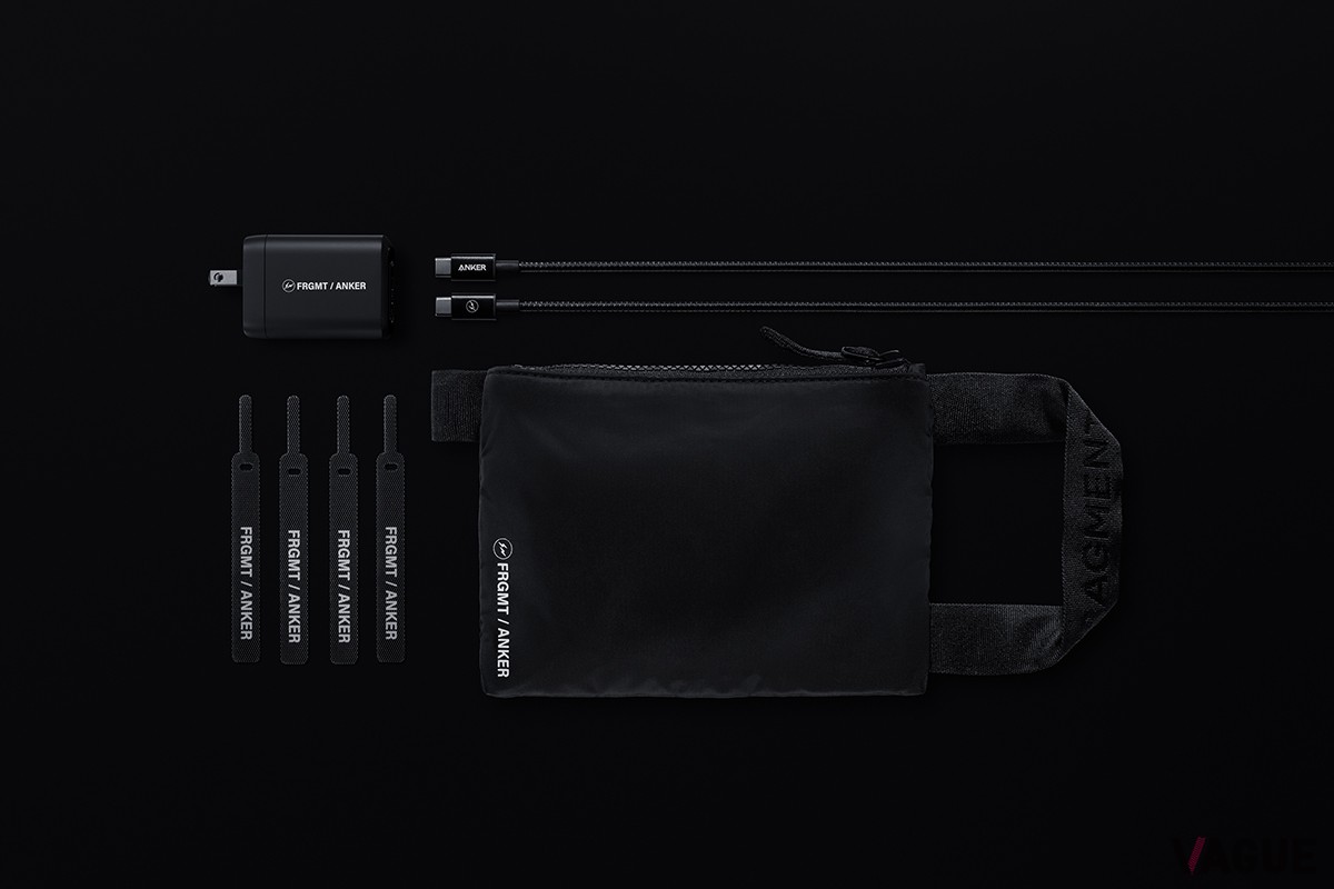 ポーチも付属しての3点セットで発売となる