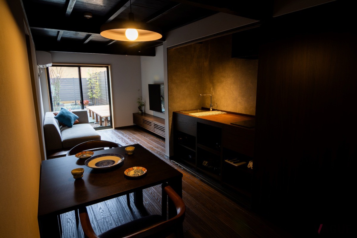 部屋ごとに異なる世界観を表現している