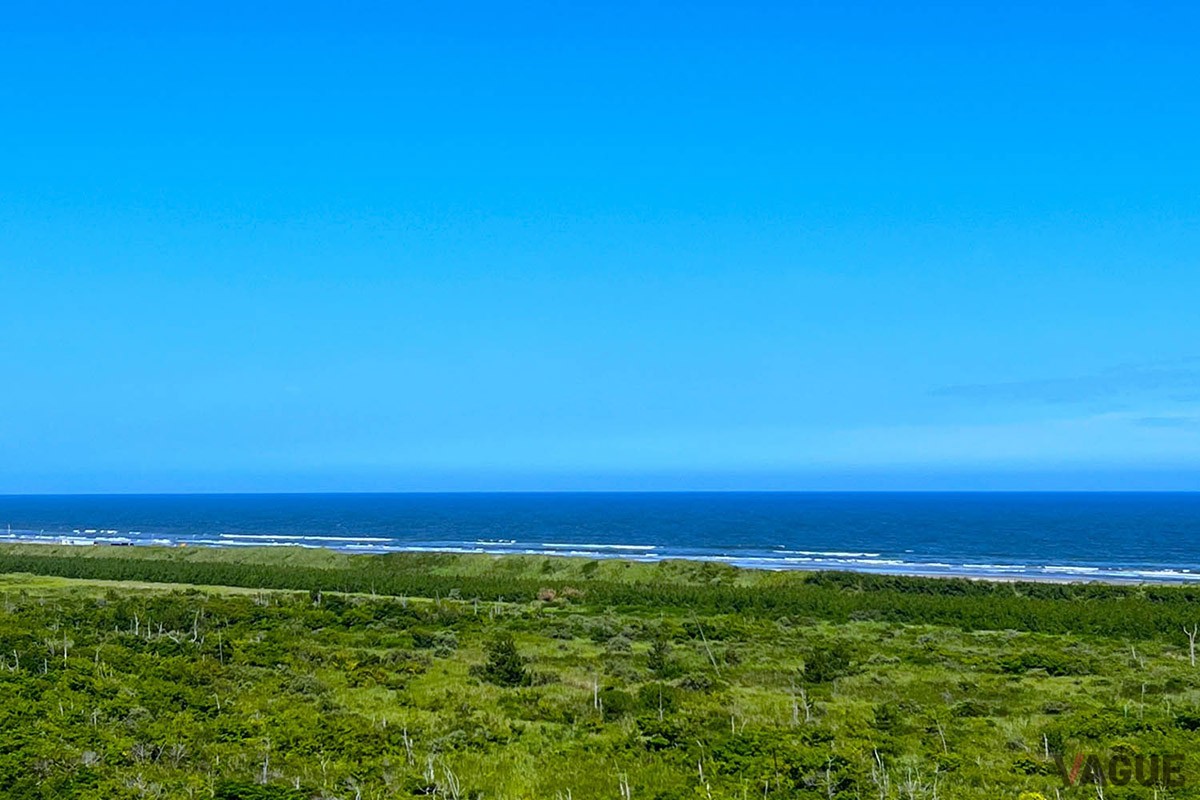 どこまでも広がる海と空、手つかずの豊かな自然が織りなす絶景スポット