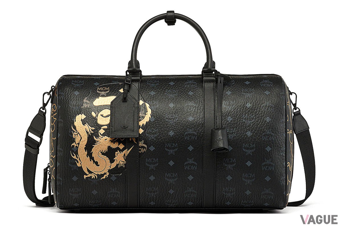 「BAPE X MCM POTTOMAR LUNAR NEW YEAR VISETOS WEEKENDER MED」（価格：20万7900円、消費税込） COLOR: BLACK, BEIGE