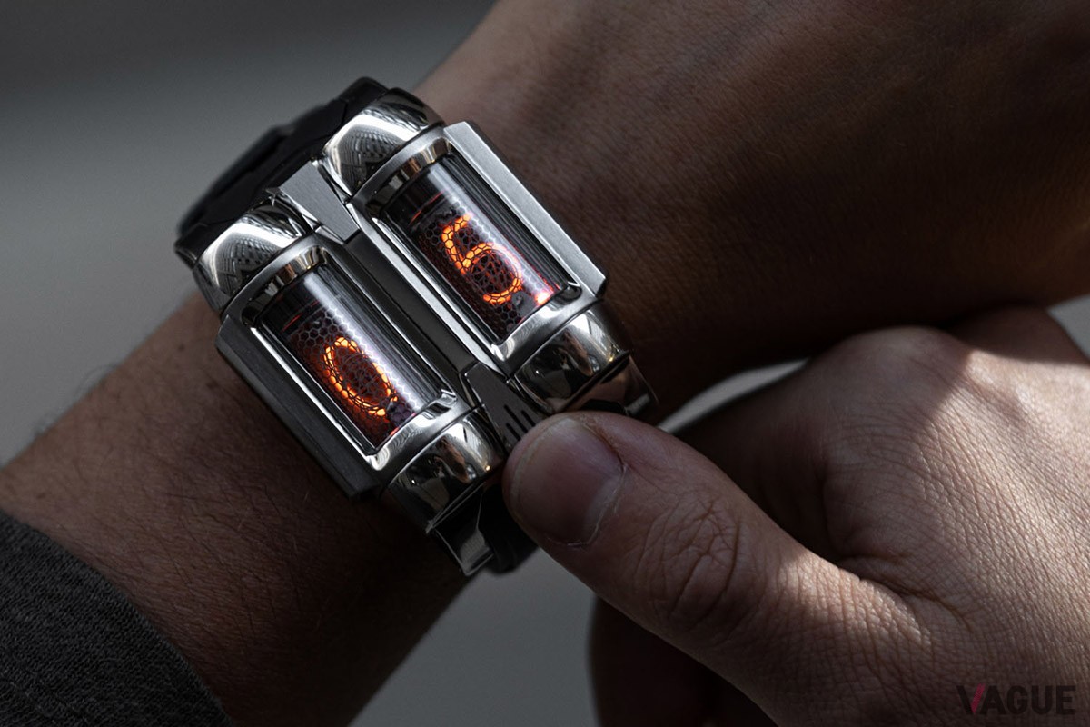 プッシュボタン操作で表示の切り替えが可能