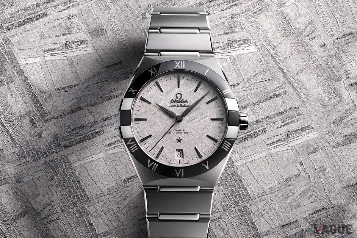 ブラックで統一した針とインデックス、セラミックベゼルとグレーのダイヤルのコントラストも美しい。41mmメカニカルモデル「131.30.41.21.99.001」（149万6000円、消費税込）