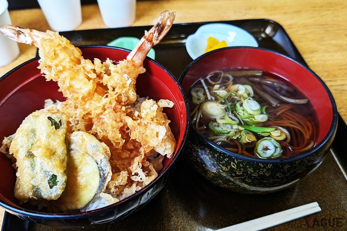 酸ヶ湯温泉では「10割そば」も食べられる