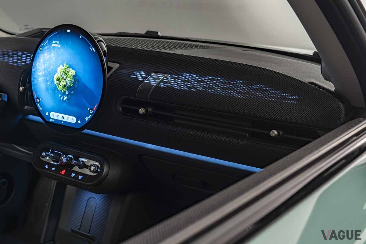 新型「ミニ・クーパーS」のインテリア