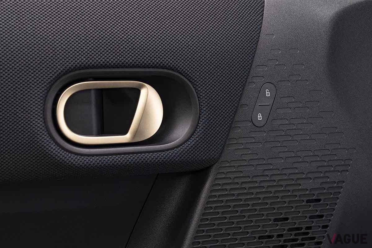 新型「ミニ・クーパーS 3ドア」のインテリア