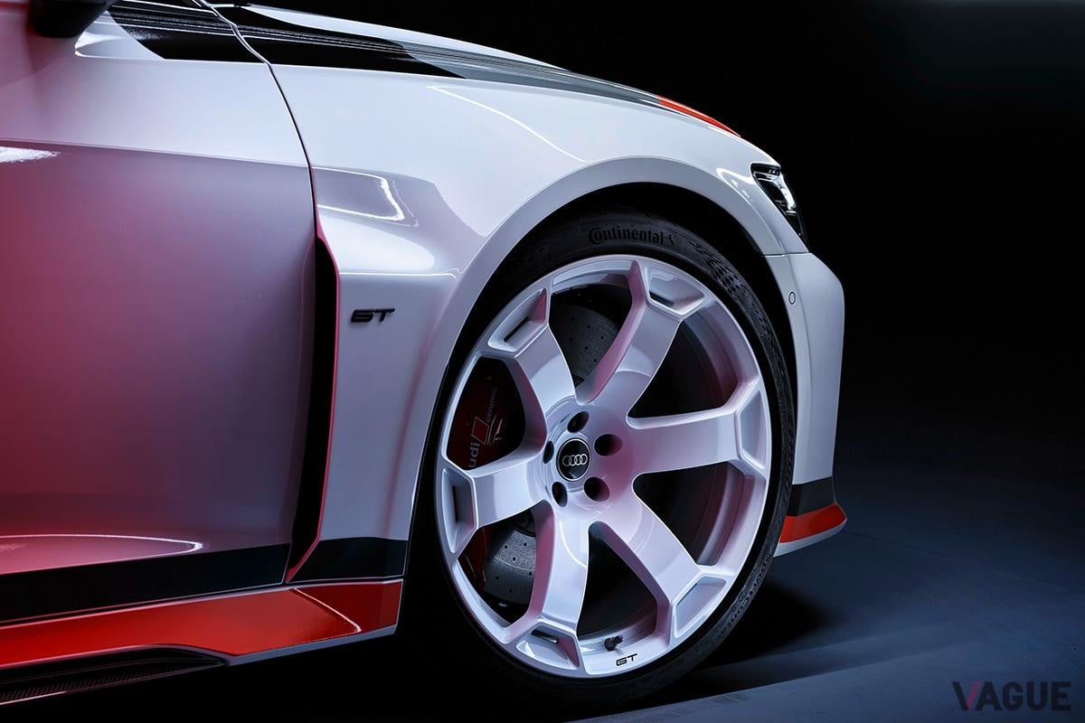 欧州で登場した世界660台の限定車、アウディ「RS6アバントGT」