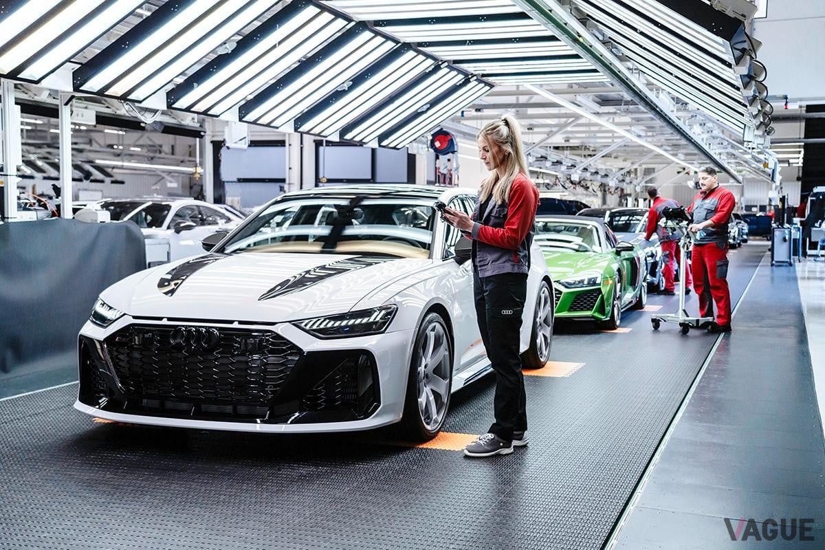 欧州で登場した世界660台の限定車、アウディ「RS6アバントGT」の生産風景