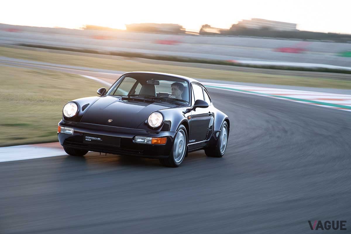 ポルシェ「911カレラ（964型）」