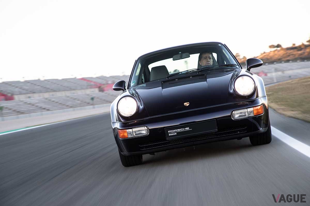 ポルシェ「911カレラ（964型）」