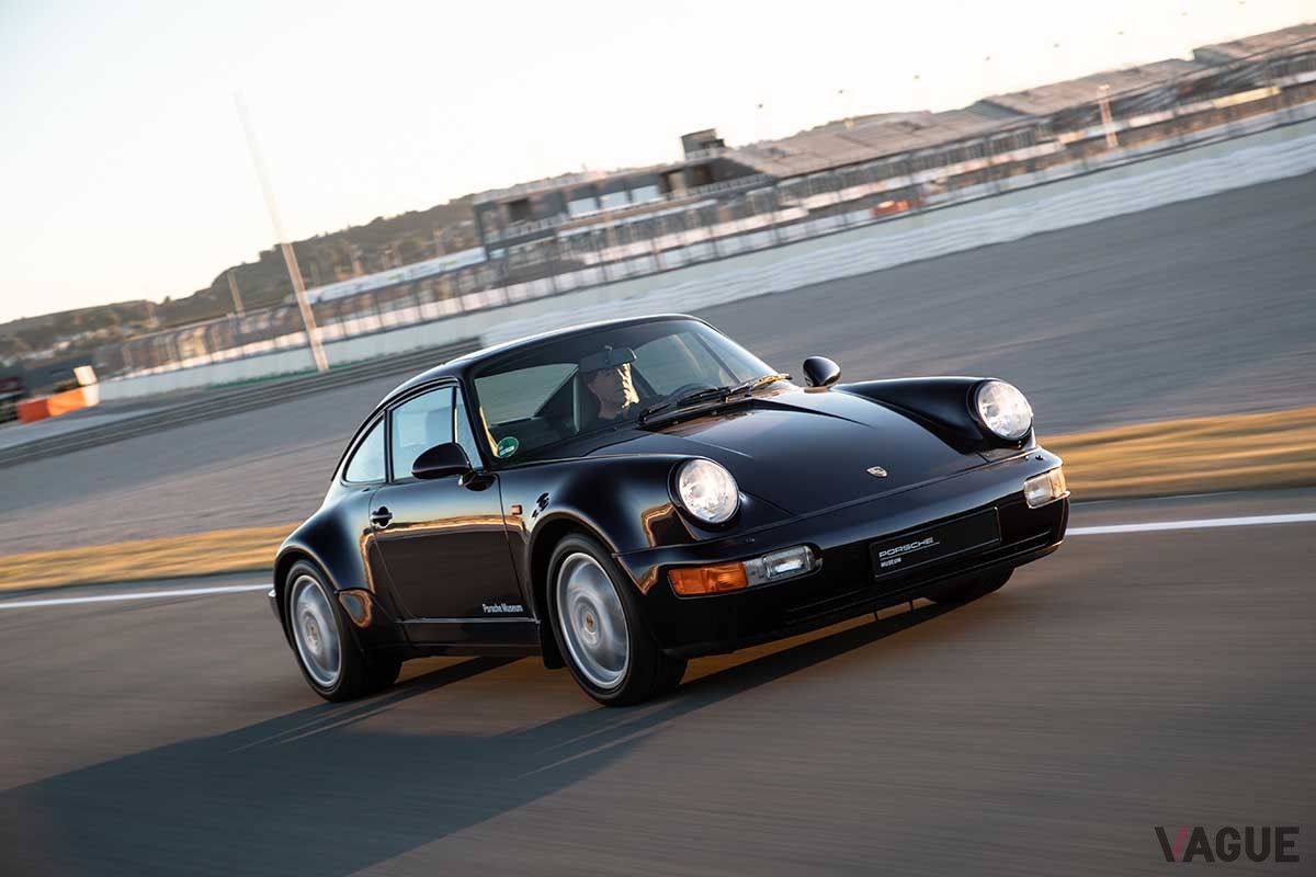 ポルシェ「911カレラ（964型）」